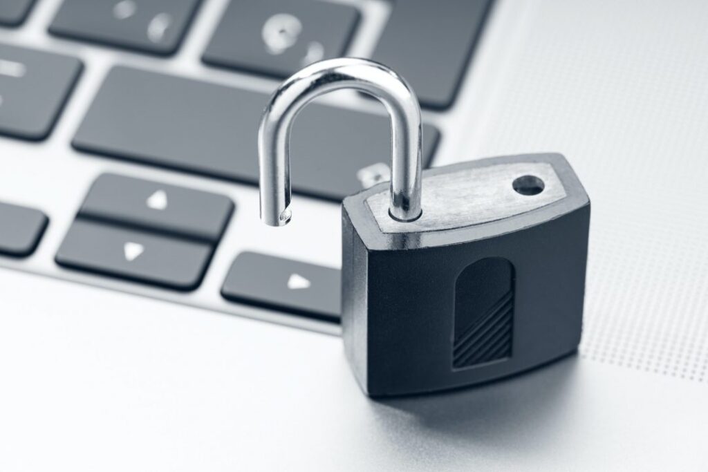 Make sure your chosen locksmith provides guarantees